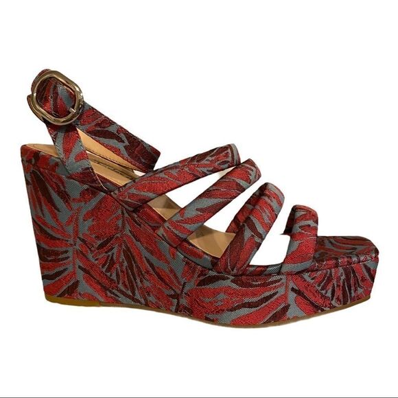 Charles David Judy Platform Wedge Floral Sandals - Picture 7 of 10